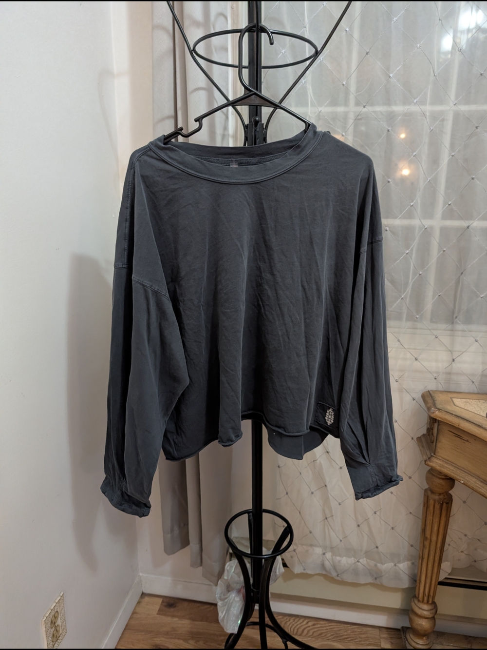 Free People Washed Black Long Sleeve Cropped Tee Size XL